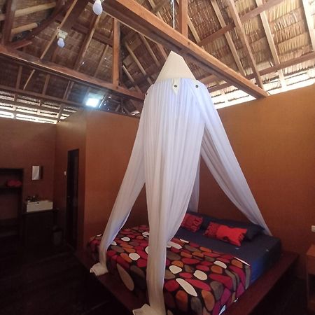 Aldejus Homestay Yennanas Besir Buitenkant foto