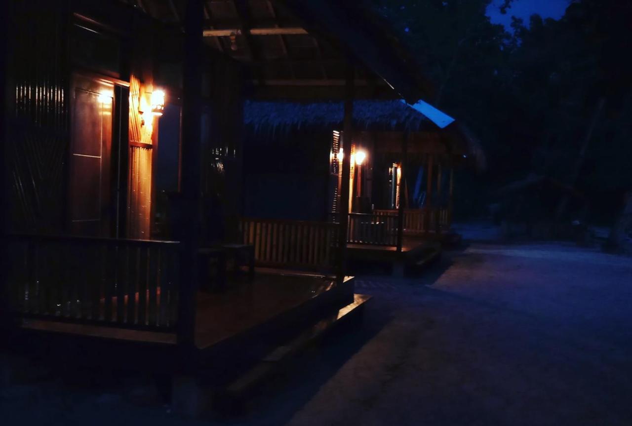 Aldejus Homestay Yennanas Besir Buitenkant foto