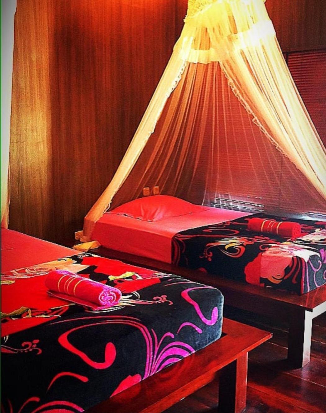 Aldejus Homestay Yennanas Besir Buitenkant foto